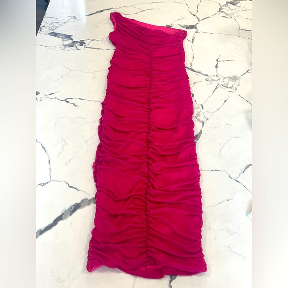Pofash Bodycon Ruched Tube Midi One Shoulder Lined Fuchsia Pink Dress- Medium - Picture 8 of 8